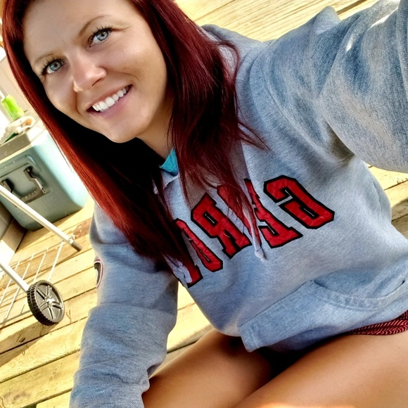 Meet your Posher, Jennifer - Picture 1 of 1